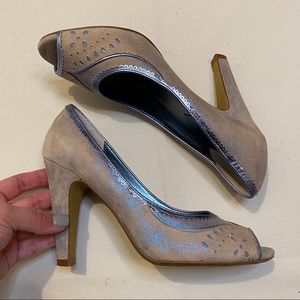 Linea Paolo Peep Toe Pumps